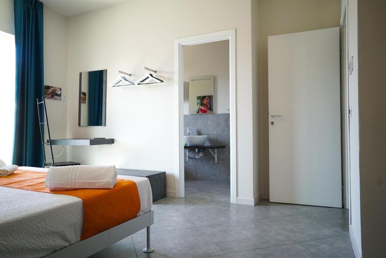 Click Art & Room Trabia Exteriör bild
