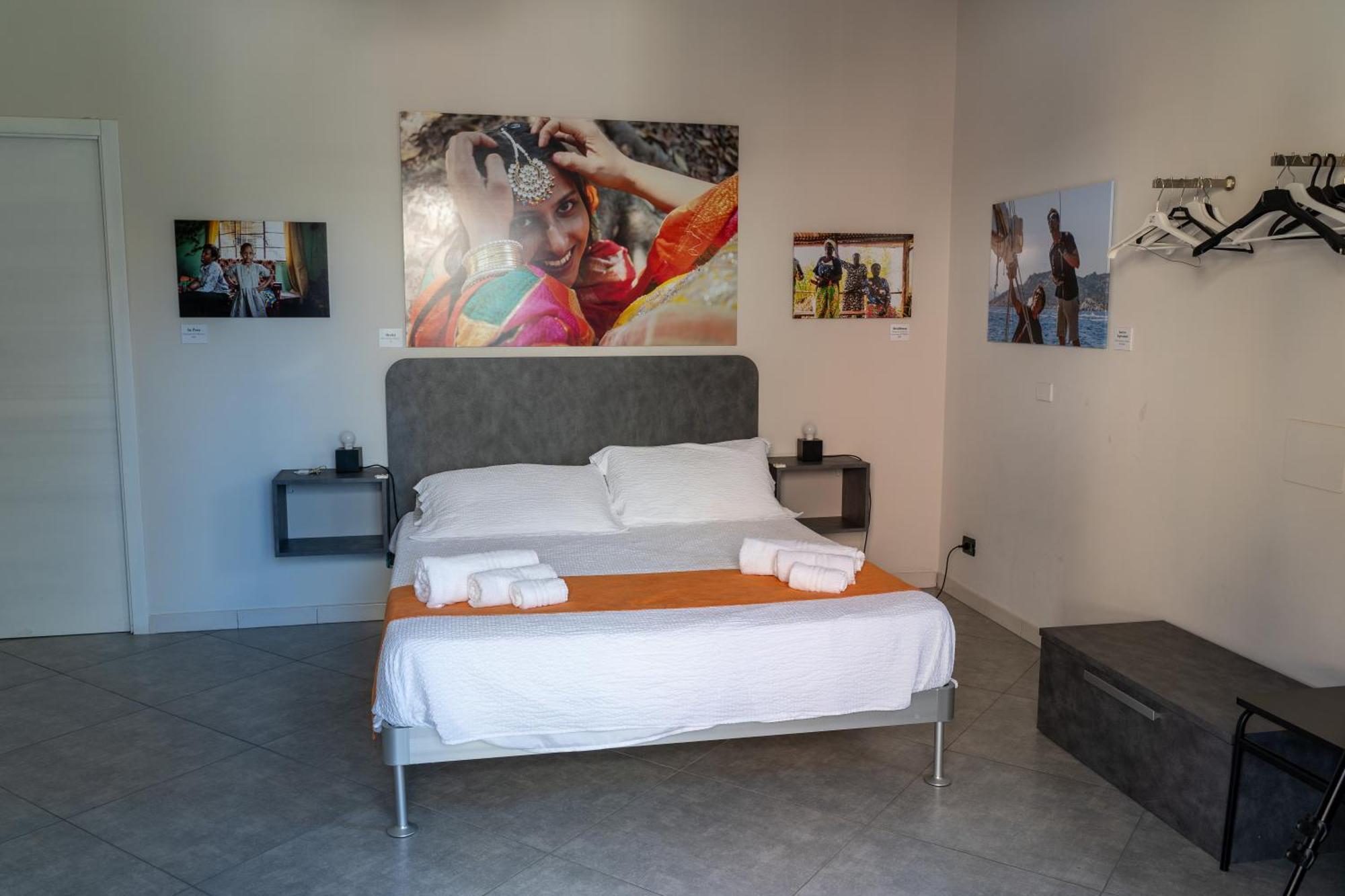 Click Art & Room Trabia Exteriör bild